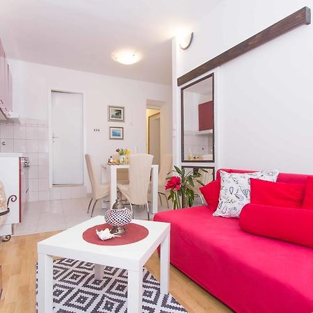 Red Valentino Apartment Split Exterior photo
